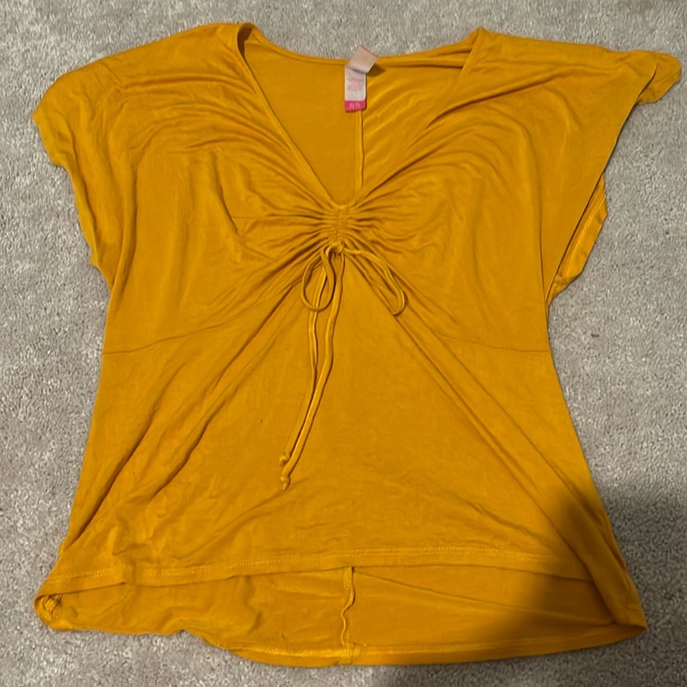 No Boundaries ruched front top